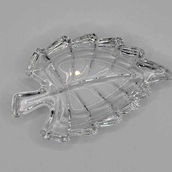 Glass Lead Crystal Leaf Shaped Trinket Jewelry Ring Dish Small Holder - Picture 1 of 7